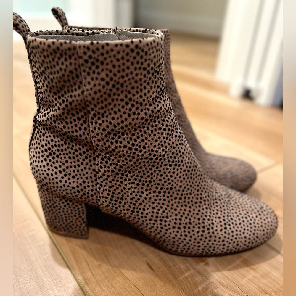Gianni Bini ankle boots